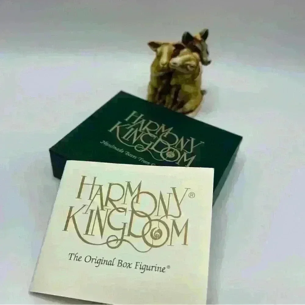 Mint Harmony Kingdom “Mutton Chops” Collectible Trinket Box Crushed Marble